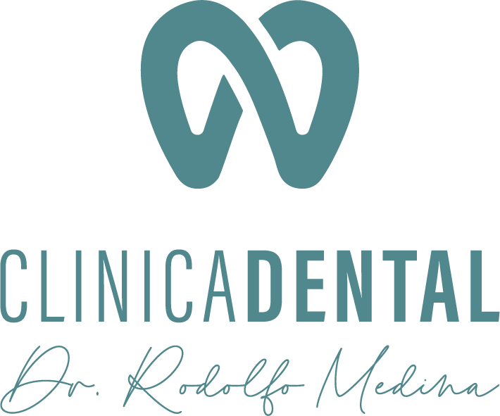Logotipo Clínica Dental Dr. Rodolfo Medina